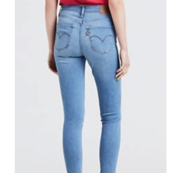 NWT LEVI'S® 720 High Rise Super Skinny Premium Denim Jeans 25x30 Destruction $98 - Picture 3 of 3